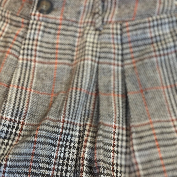 Commense Belted Plaid High-Waisted Pants, size M - Picture 4 of 9